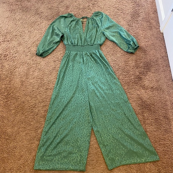 Marc New York Pants - 2 FOR $20 Andrew Marc Satin Green Wide Leg Crop Jumpsuit Evergreen M NEW $108